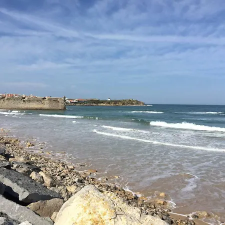 Sun & Wave Apartman Peniche
